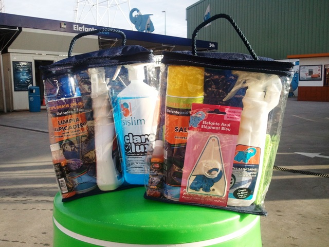 Lotes de excelentes productos Elefante Azul para el interior y el exterior del vehículo.